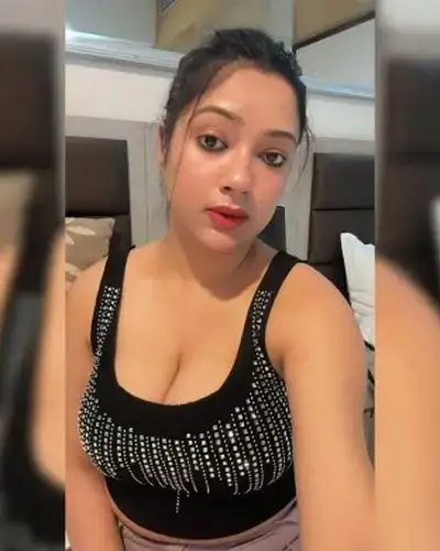 Call Girls Service Rashmi